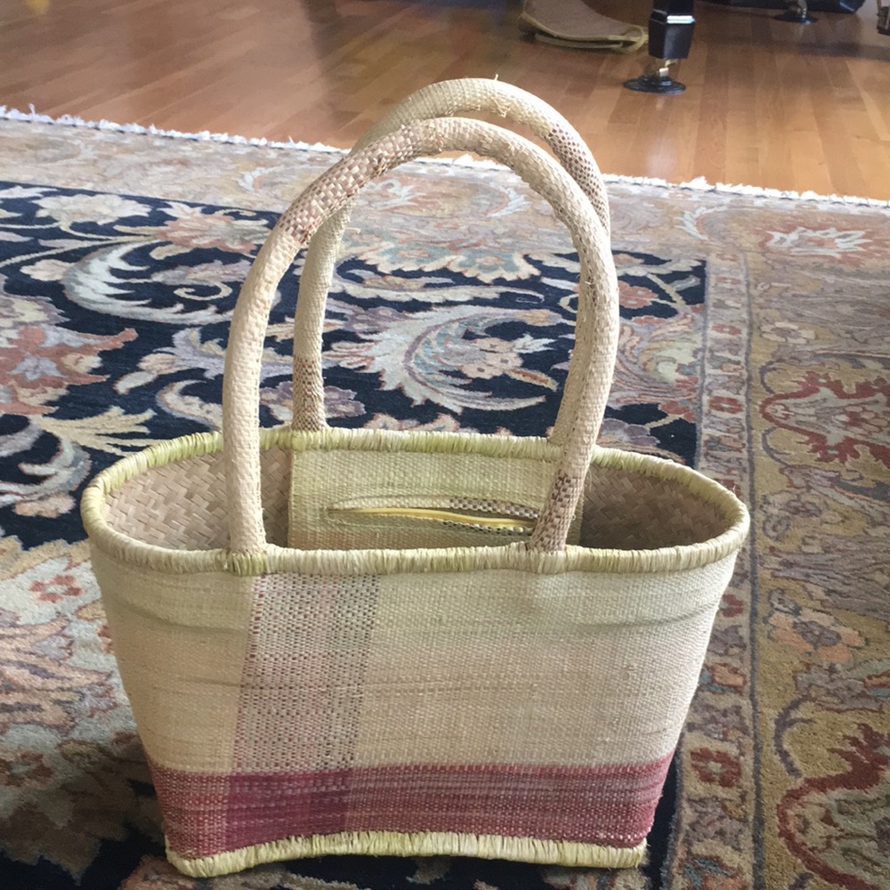 Woven Plaid Straw Tote. NWOT